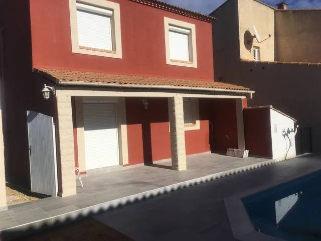 maison rouge